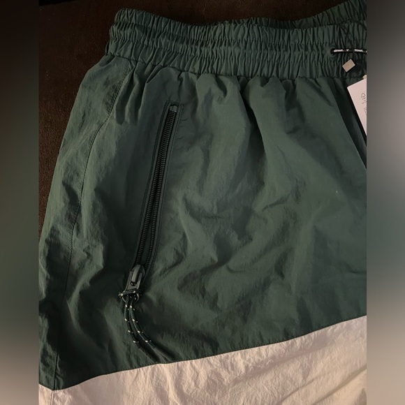 Zara Men’s Size Medium nylon DNWR shorts NWT - Picture 3 of 7